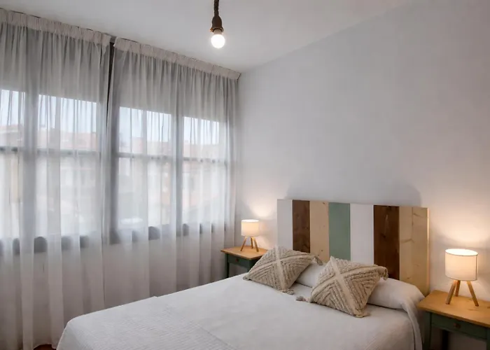 Entre Mar Y Picos - Colombres, Cerca De Llanes