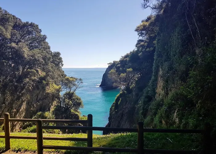 Entre Mar Y Picos - Colombres, Cerca De Llanes