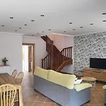 Casa Cerca Playa De La Franca - Entre Mar Y Picos 샬레